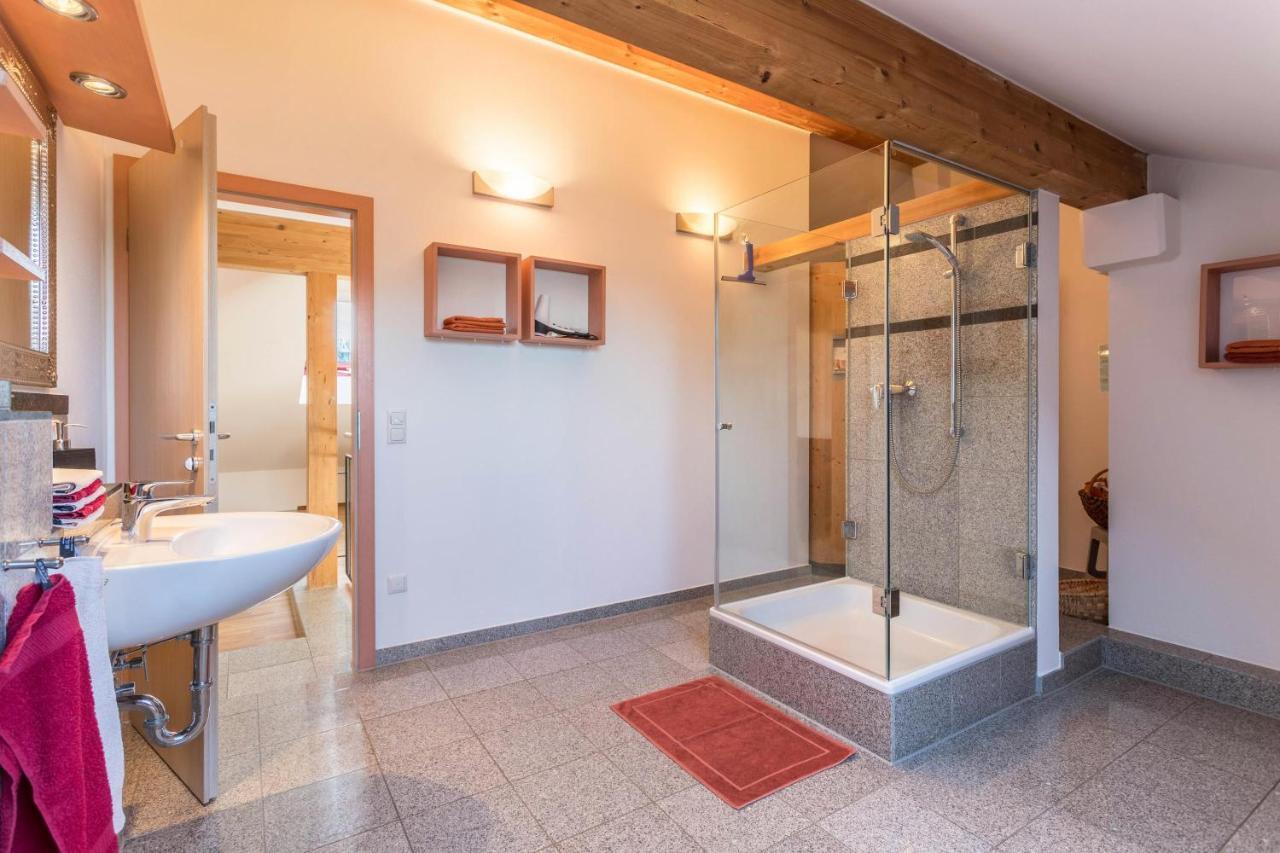 Alpen Chalet Alte Talstation 伦格里斯 外观 照片